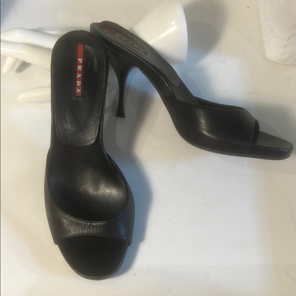 Prada Black Elegant Heels